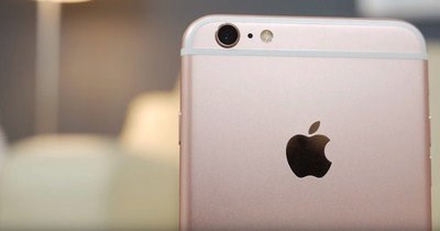 受“电池门”的影响，美国的iPhone用户现在可以申请了，苹果公司将予以补偿 Ios资讯 第1张